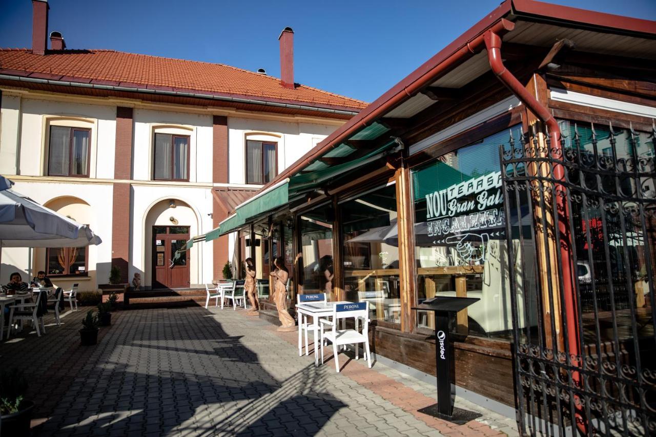 Gran Gala Motel Baia Mare Eksteriør billede